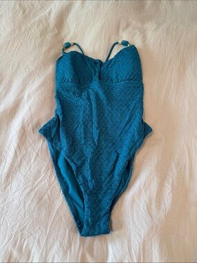 Red Carter Teal Textured One-Piece Swimsuit (7)